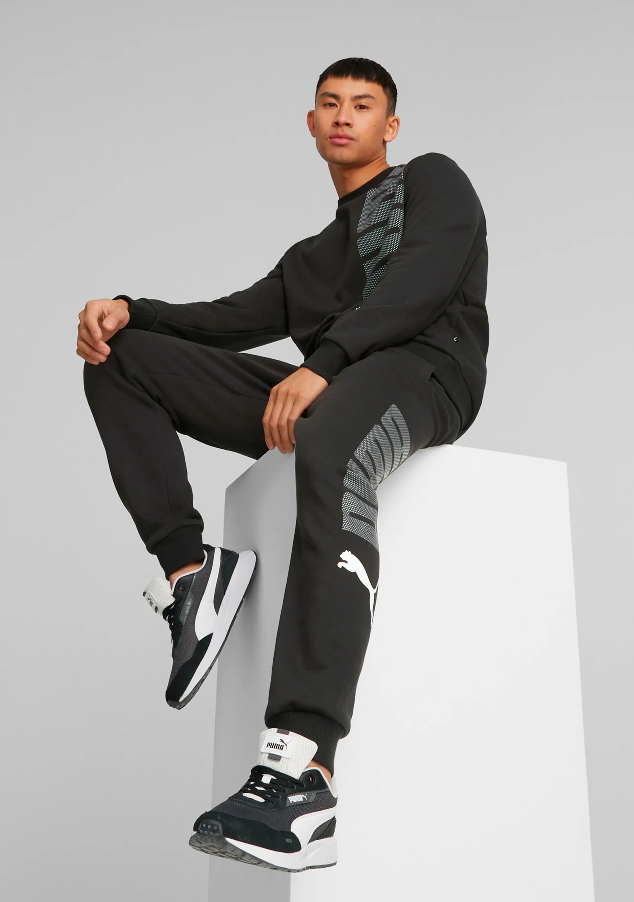 Puma Men's Essential+ Logo Lab Sweatpants Black