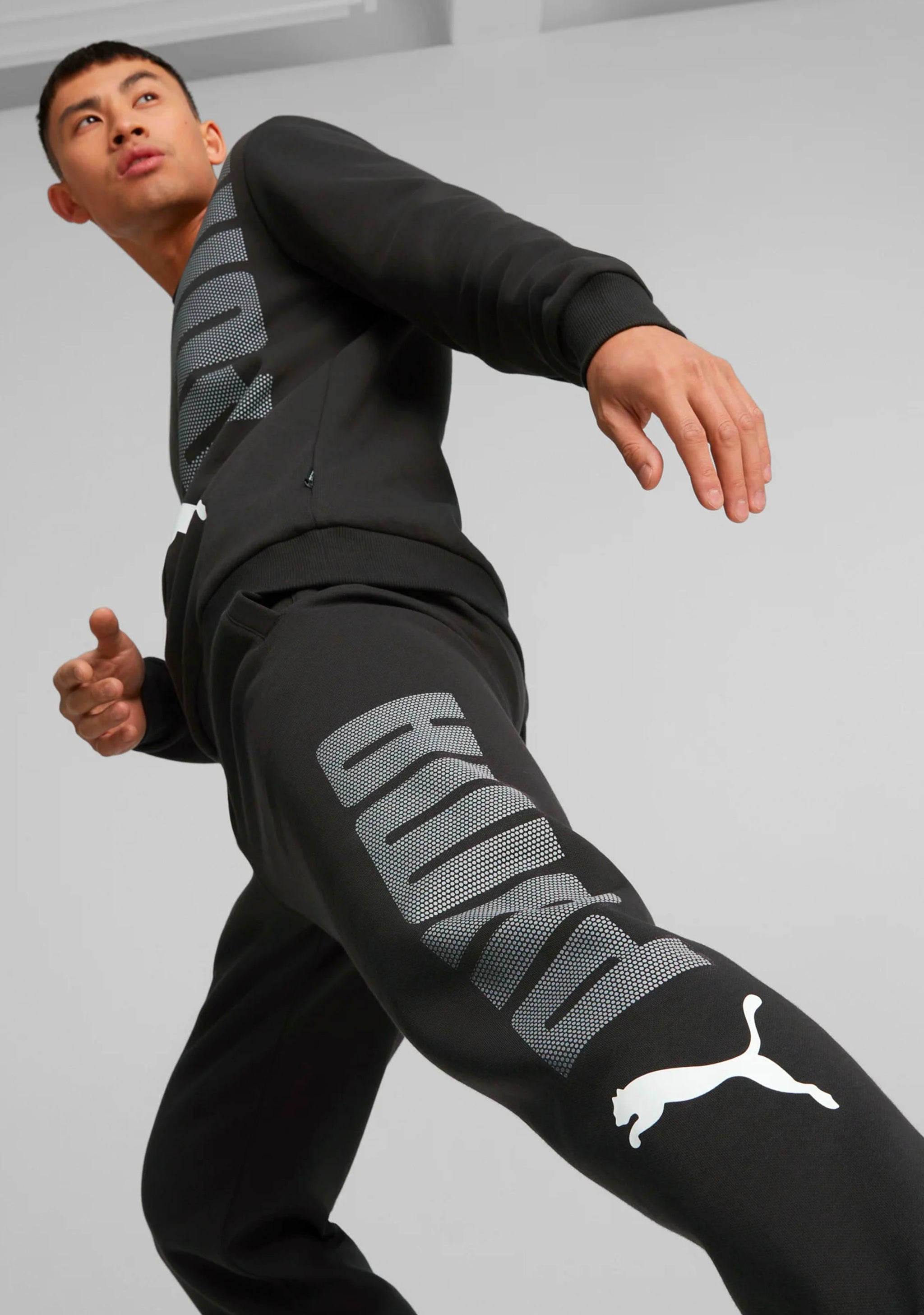 Puma Men's Essential+ Logo Lab Sweatpants Black